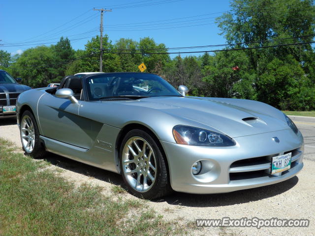 Dodge Viper spotted in Winnipeg, Canada