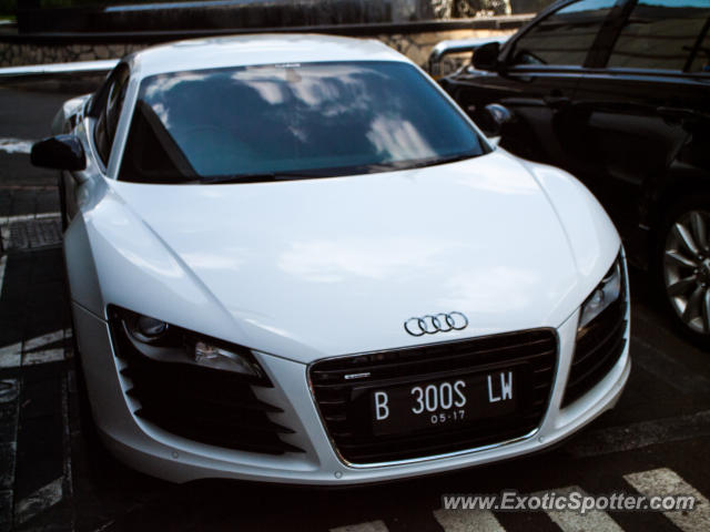 Audi R8 spotted in Jakarta, Indonesia