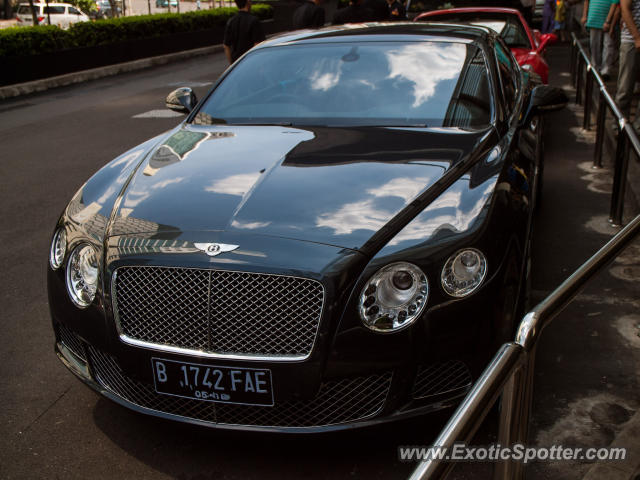 Bentley Continental spotted in Jakarta, Indonesia