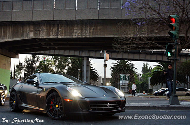 Ferrari 599GTB spotted in Mexico City, Mexico