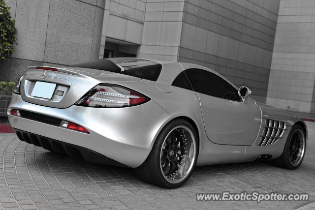 Mercedes SLR spotted in Taipei, Taiwan