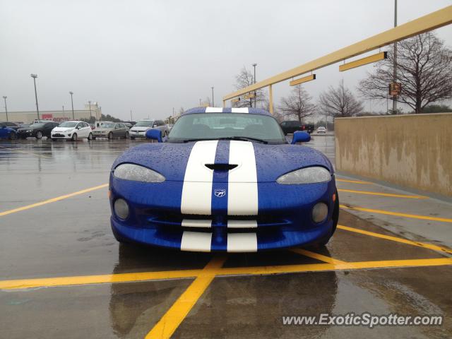 Dodge Viper spotted in Frisco, Texas