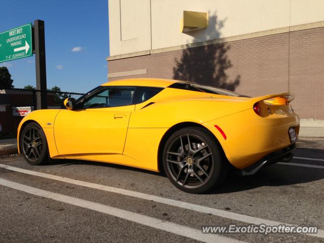 Lotus Evora spotted in Nashua, New Hampshire