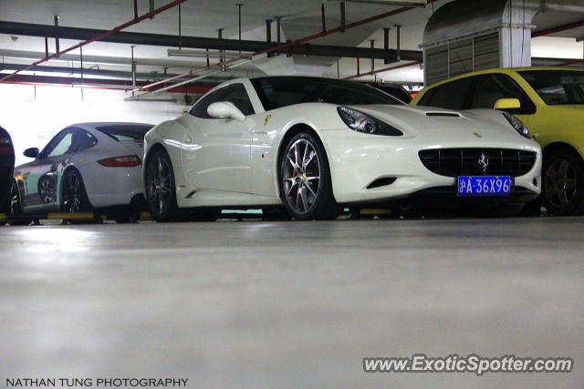 Ferrari California spotted in Shanghai, China