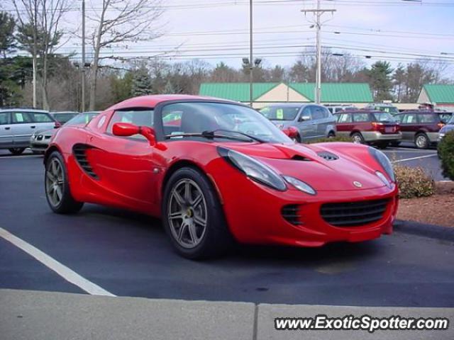 Lotus Elise spotted in Natick, Massachusetts