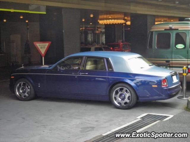 Rolls Royce Phantom spotted in Tokyo, Japan