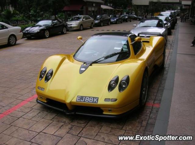 Pagani Zonda spotted in Orchard, Singapore