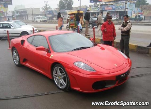 Ferrari F430 spotted in Lahore, Pakistan