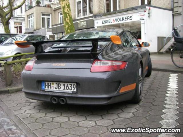 Porsche 911 GT3 spotted in Hamburg, Germany