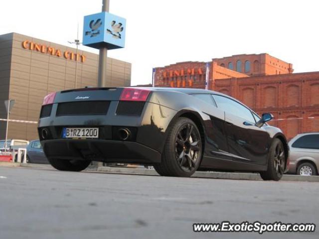 Lamborghini Gallardo spotted in Lodz, Poland