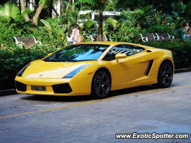 Lamborghini Gallardo spotted in Singapore, Singapore