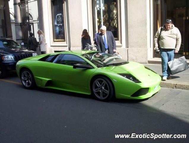 Lamborghini Murcielago spotted in Milano, Italy