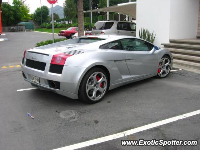 Lamborghini Gallardo spotted in Monterrey, Mexico