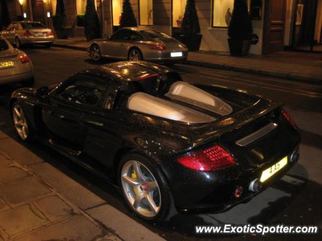 Porsche Carrera GT spotted in Paris, France