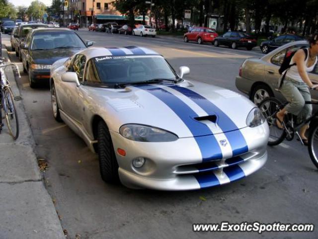 Dodge Viper spotted in Montreal, Canada