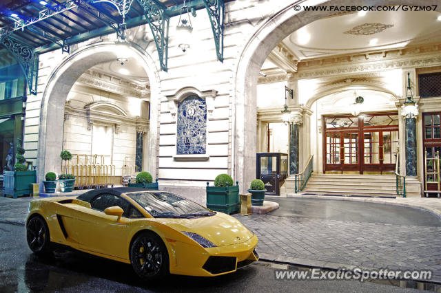 Lamborghini Gallardo spotted in Paris, France