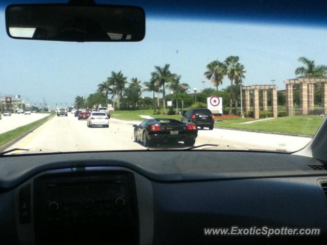 Lamborghini Diablo spotted in Miami, Florida