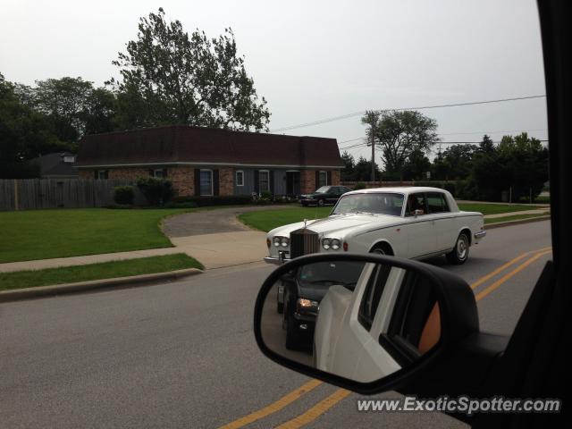 Rolls Royce Silver Shadow spotted in Hinsdale, Illinois