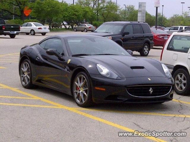 Ferrari California spotted in Chicago, Illinois