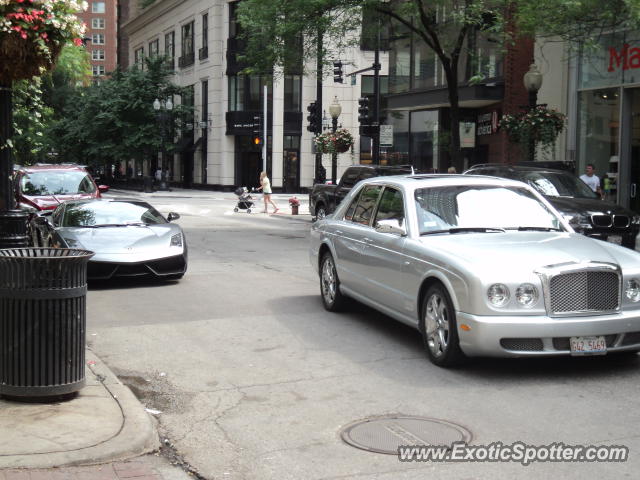 Bentley Arnage spotted in Chicago, Illinois