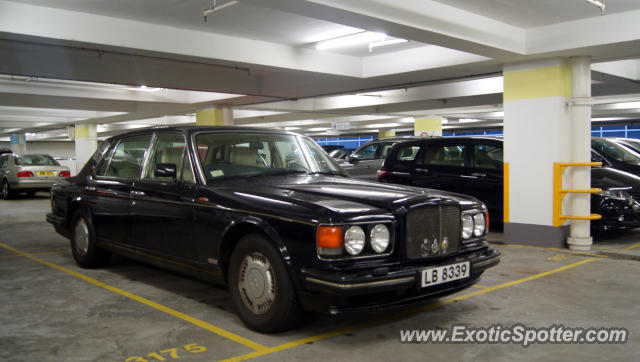 Bentley Turbo R spotted in Hong Kong, China