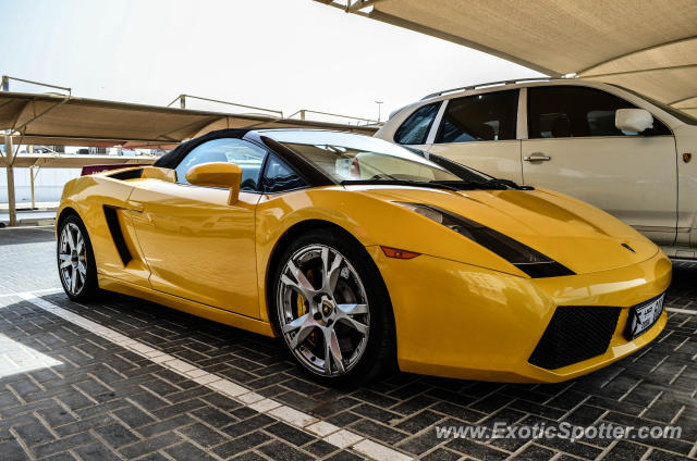 Lamborghini Gallardo spotted in Dubai, United Arab Emirates