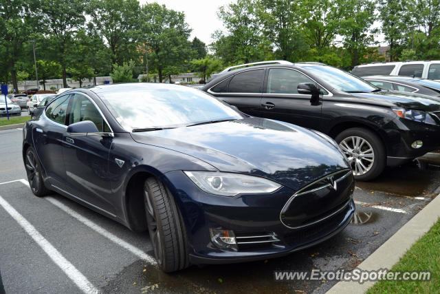 Tesla Model S spotted in Harrisburg, Pennsylvania