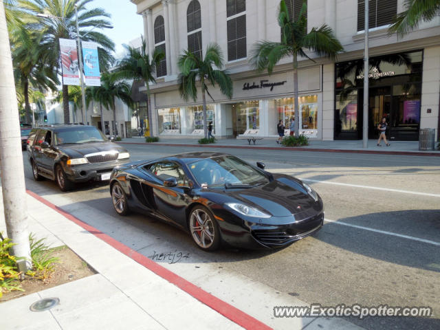 Mclaren MP4-12C spotted in Beverly Hills, California