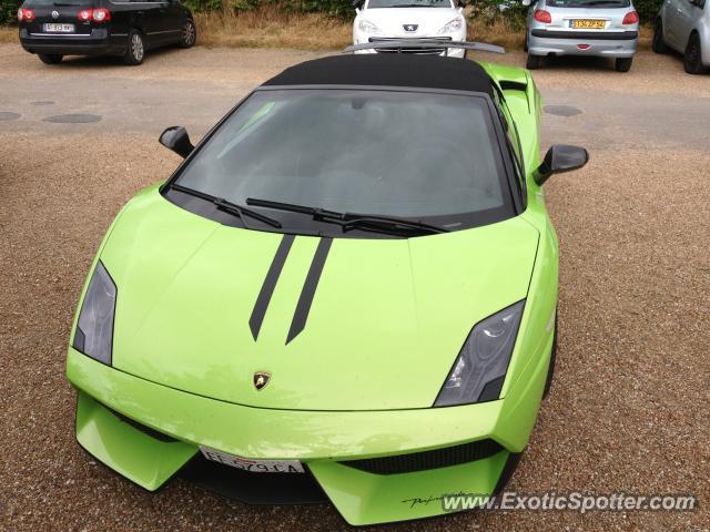 Lamborghini Gallardo spotted in Paris, France