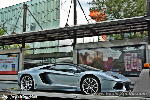 Lamborghini Aventador spotted in Mexico City, Mexico