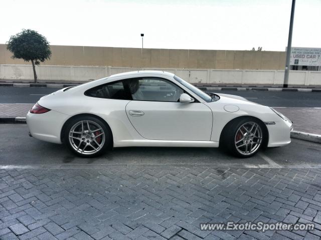 Porsche 911 spotted in Dubai, United Arab Emirates