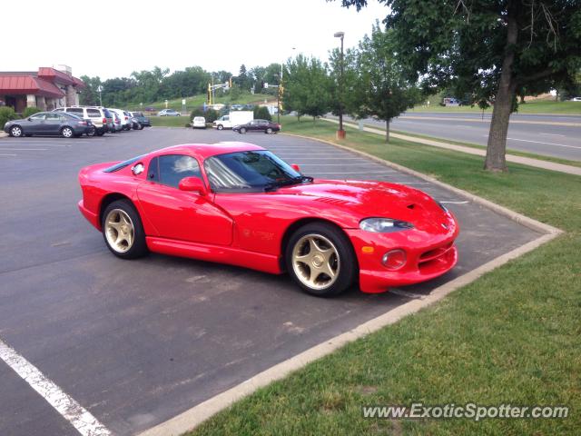 Dodge Viper spotted in Burnsville, Minnesota