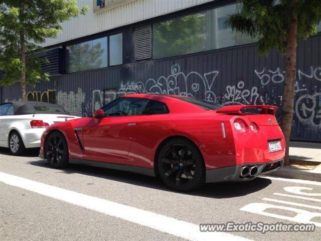 Nissan GT-R spotted in Barcelona, Unknown Country