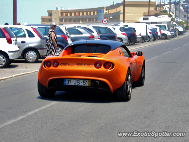 Lotus Elise spotted in Lisboa, Portugal