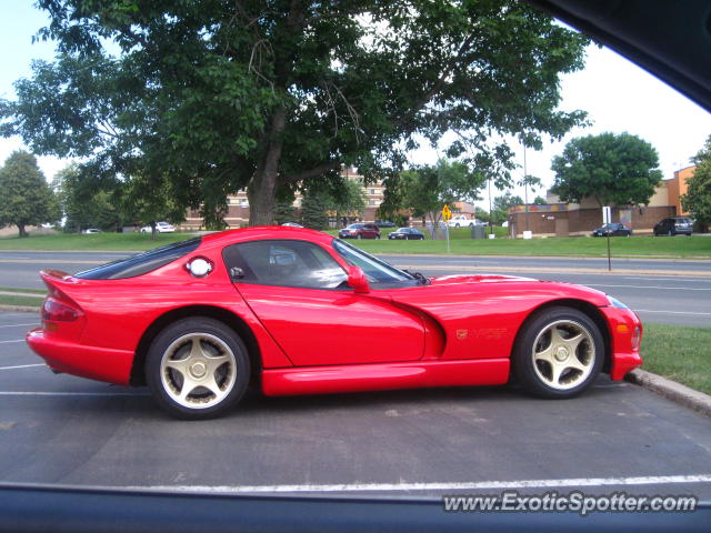 Dodge Viper spotted in Burnsville, Minnesota