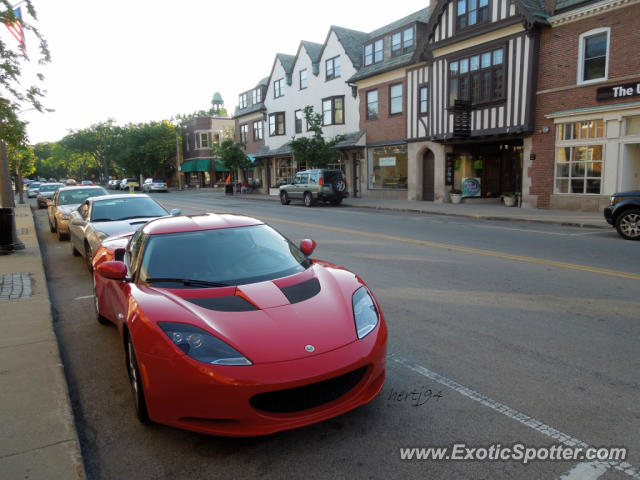 Lotus Evora spotted in Lake Forest, Illinois