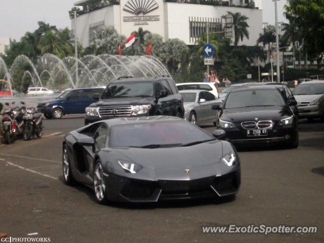 Lamborghini Aventador spotted in Jakarta, Indonesia