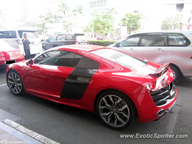 Audi R8 spotted in Jakarta, Indonesia