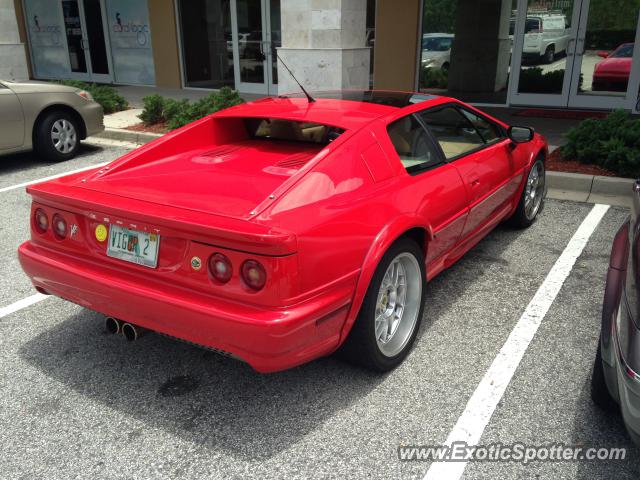 Lotus Esprit spotted in Jacksonville, Florida