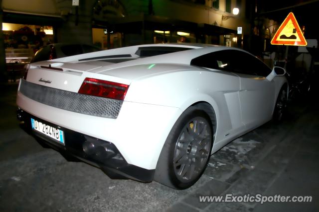 Lamborghini Gallardo spotted in Florence, Italy