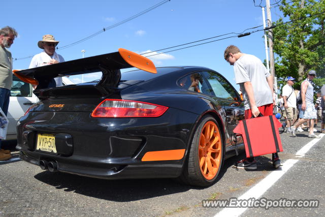 Porsche 911 GT3 spotted in English town, New Jersey