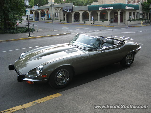 Jaguar E-Type spotted in Ashland, Oregon