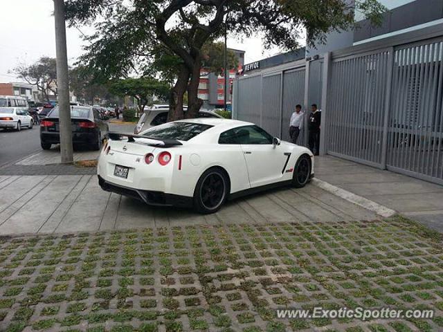 Nissan GT-R spotted in Lima, Peru