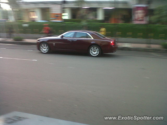 Rolls Royce Ghost spotted in Jakarta, Indonesia