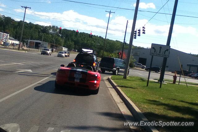 Dodge Viper spotted in Traverse City, Michigan