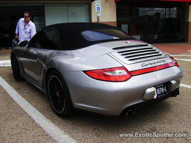 Porsche 911 spotted in Dallas, Texas