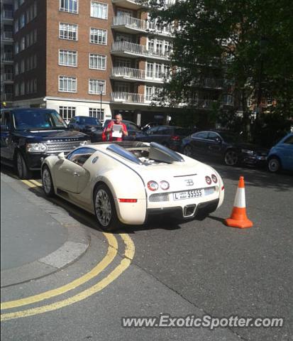 Bugatti Veyron spotted in London, United Kingdom