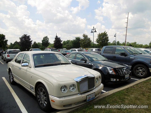 Bentley Arnage spotted in Barrington, Illinois