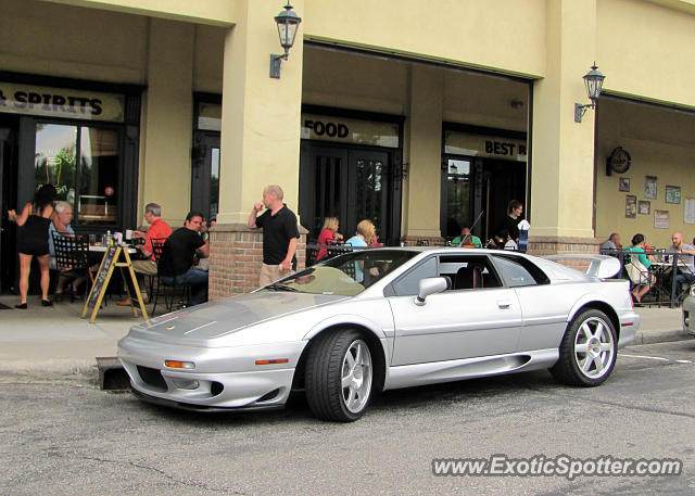 Lotus Esprit spotted in Columbus, Ohio