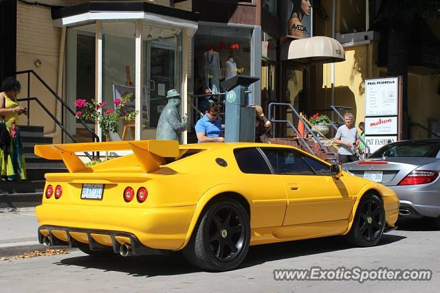 Lotus Esprit spotted in Toronto, Canada